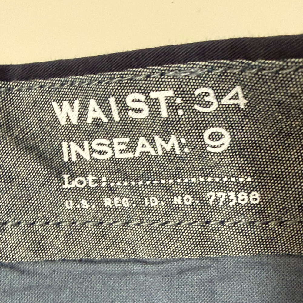 J. Crew Men’s Flat Front Shorts Navy - Picture 2 of 9